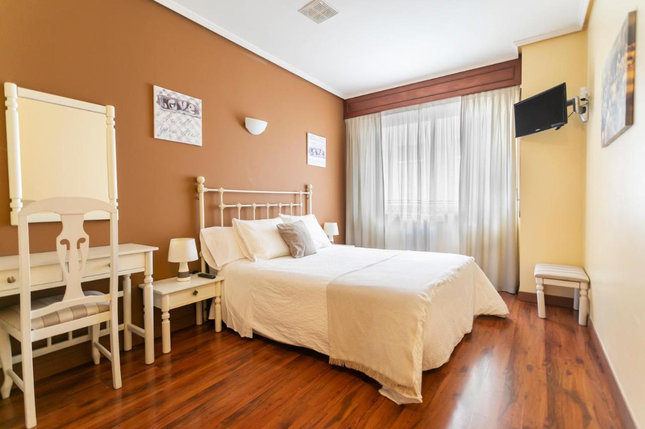 Hotel America Ferrol Kültér fotó
