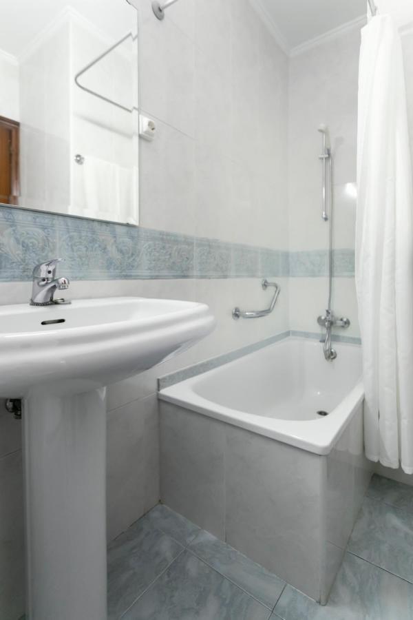 Hotel America Ferrol Kültér fotó