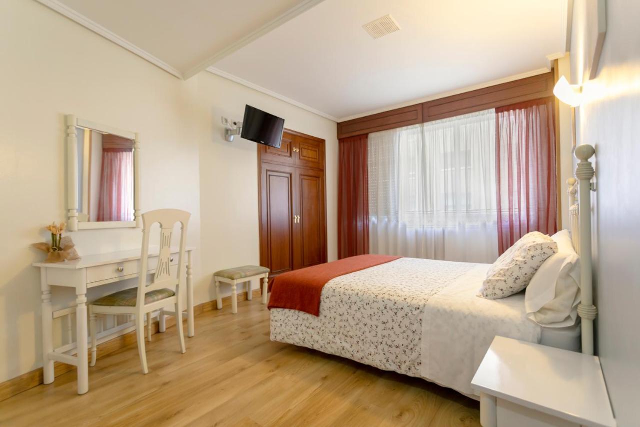 Hotel America Ferrol Kültér fotó