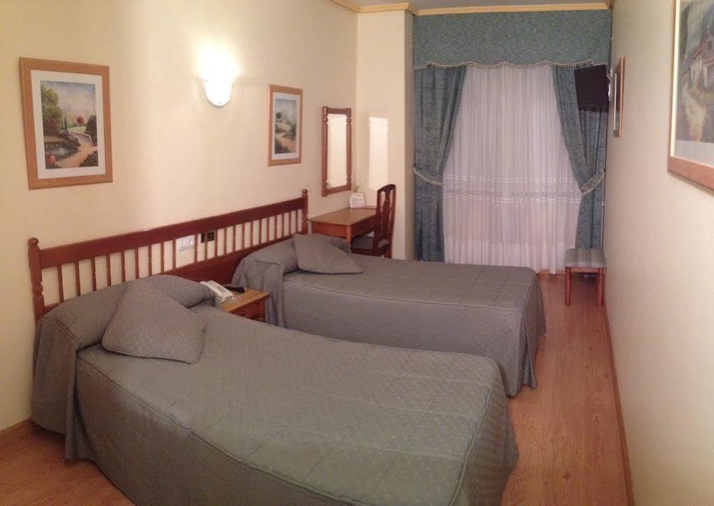 Hotel America Ferrol Kültér fotó