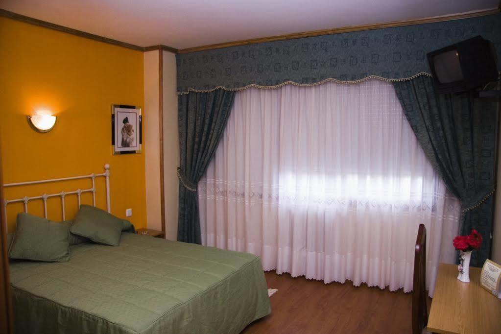Hotel America Ferrol Kültér fotó